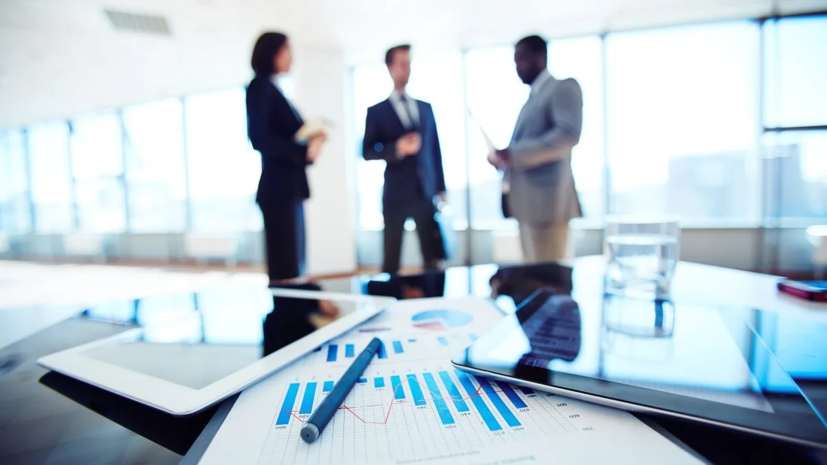 De onde vem o dinheiro que financia o crescimento das empresas?