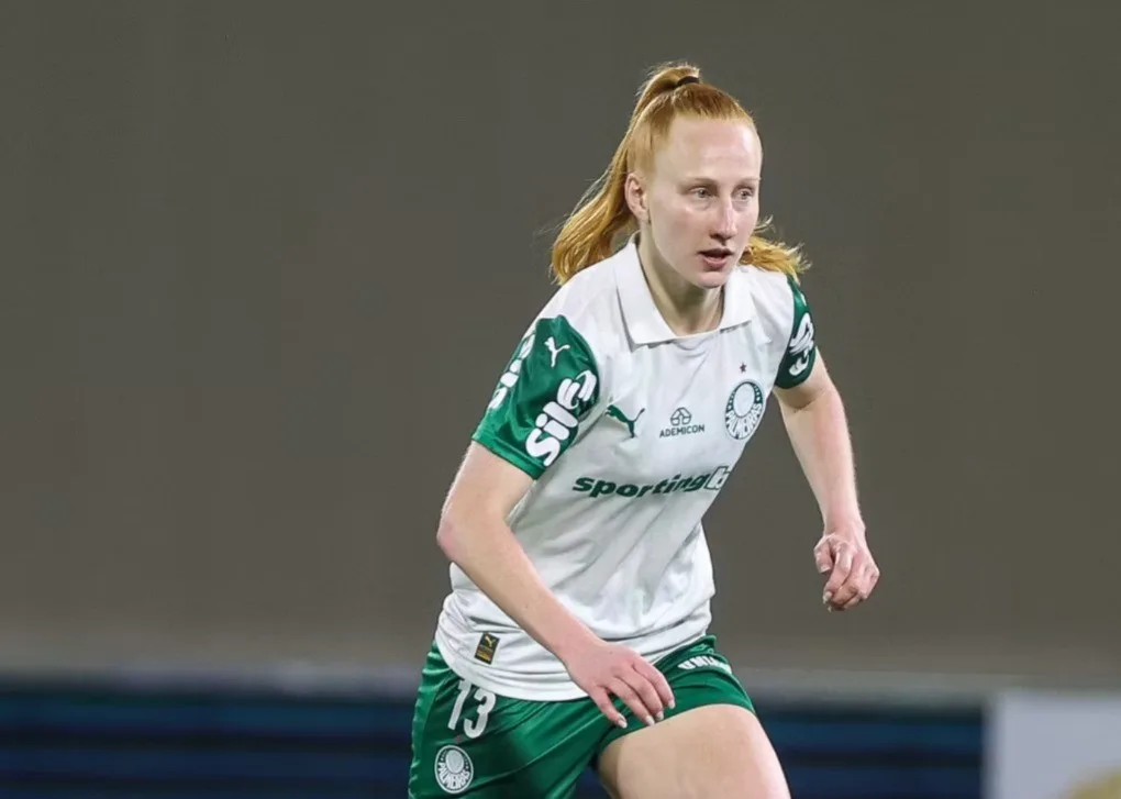 Zagueira recusa proposta e fica no Palmeiras; valor seria segunda maior venda do feminino no Brasil