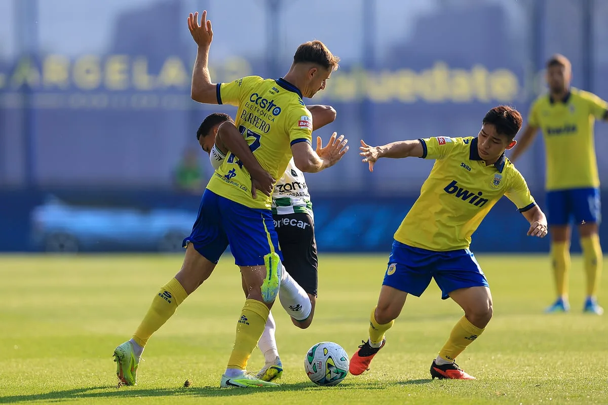 I Liga: Arouca agarra FC Porto no topo da tabela