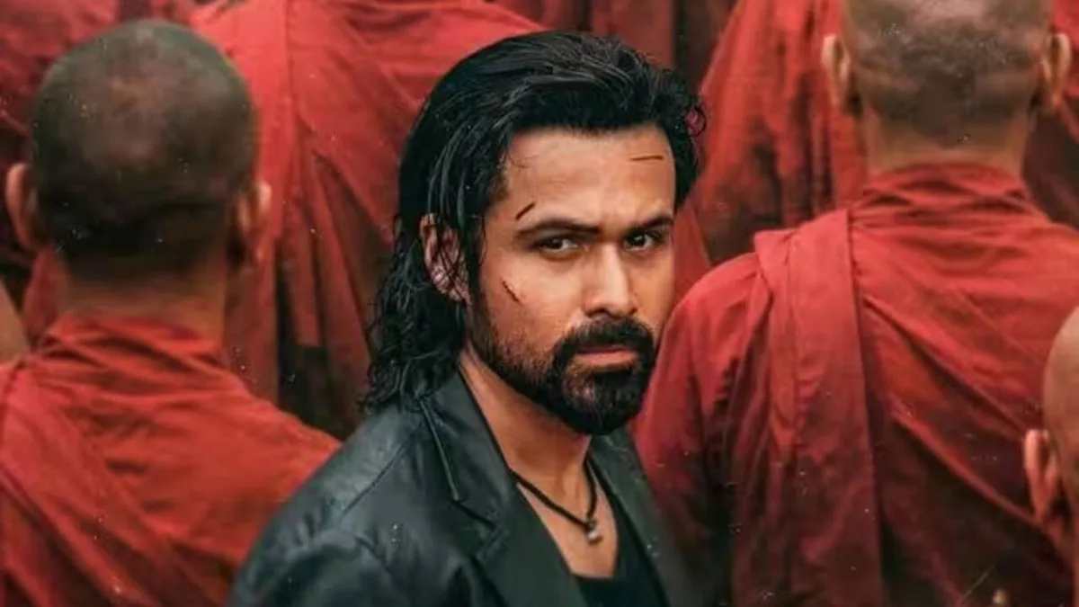 'Awarapan 2' screening turns chaotic, audience gets angry, unable to breathe as AC goes off