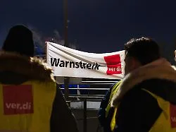 "Wir meinen es ernst": Verdi ruft Hafenmitarbeiter zu Warnstreiks auf
