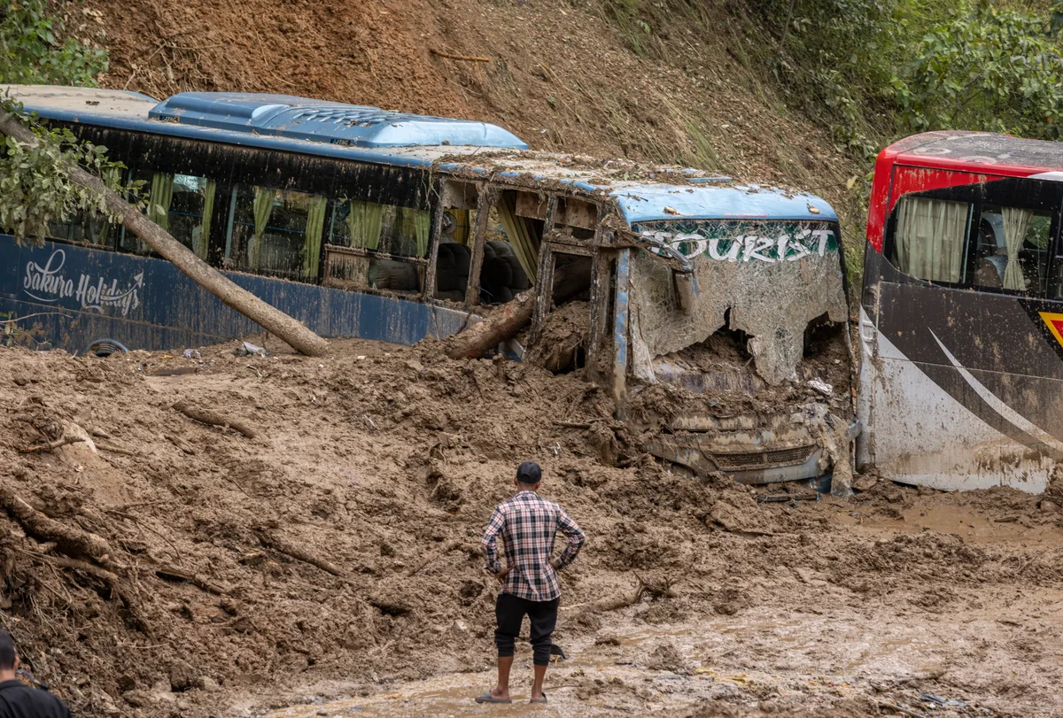 Nepal: resgatado português desaparecido após cheias