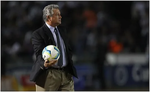 Víctor Manuel Vucetich, cerca de convertirse en director técnico de Tigres