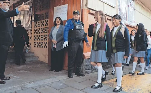 SEP: matrícula escolar cae en México durante un año; escuelas pierden a más de 288 mil alumnos