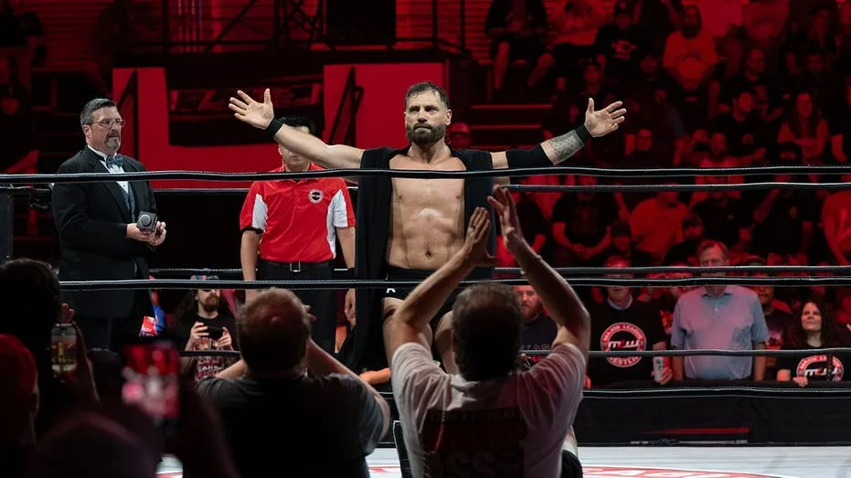 Pro wrestling star Austin Aries shares thoughts on celebrities entering the sport