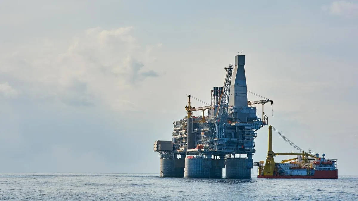 Government raises deepwater gas price ceiling to $9.89/MMBtu; APM gas cap at $7