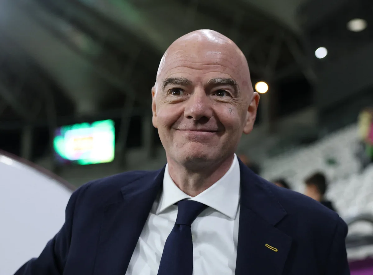 Otro frente para Infantino
