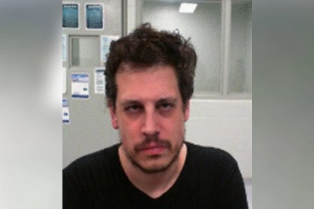 Milo Yiannopoulos complains he was ‘swarmed’ by ICE agents in his deportation arrest