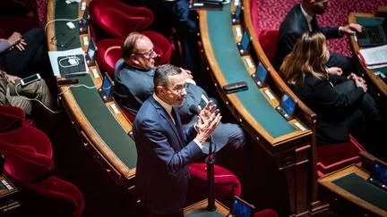 Création d'un groupe RN, arrivée d'élus insoumis, équilibres dans la majorité de droite et du centre... Quels sont les enjeux des élections sénatoriales ?