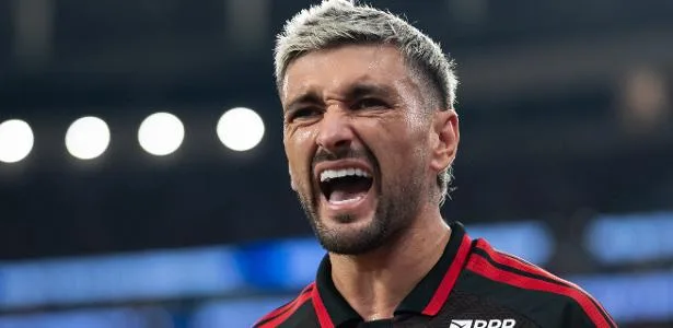 Quais times estouram o limite de estrangeiros do Brasileirão para 2027?