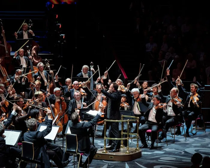 Berlin Philharmonic/Petrenko review – insightful Elgar and Tchaikovsky holds Proms audience in thrall