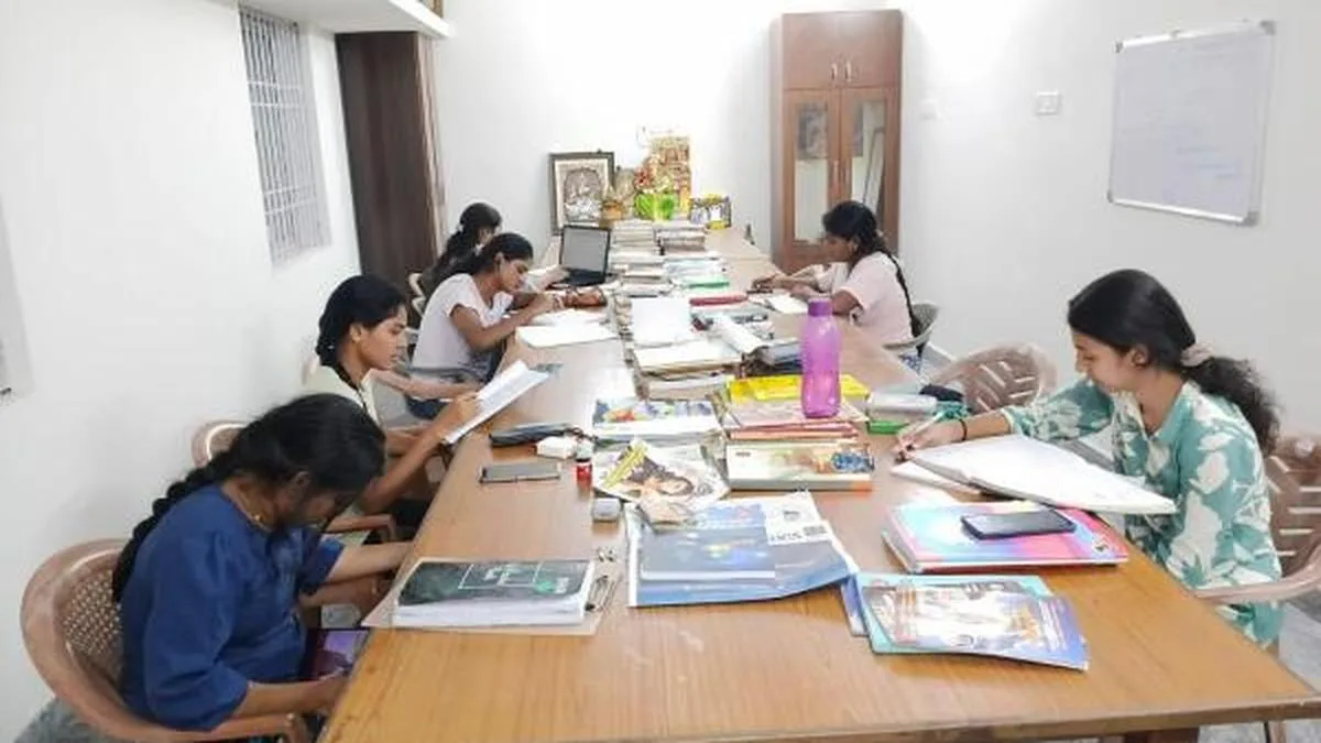 Residents’ association at Thirumoolar Colony in Anna Nagar sets up a study hall
