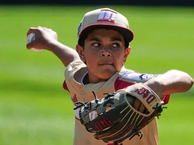 Carsynn Meyer’s RBI single sparks Nevada’s 12-2 rout of Ohio into LLWS title game