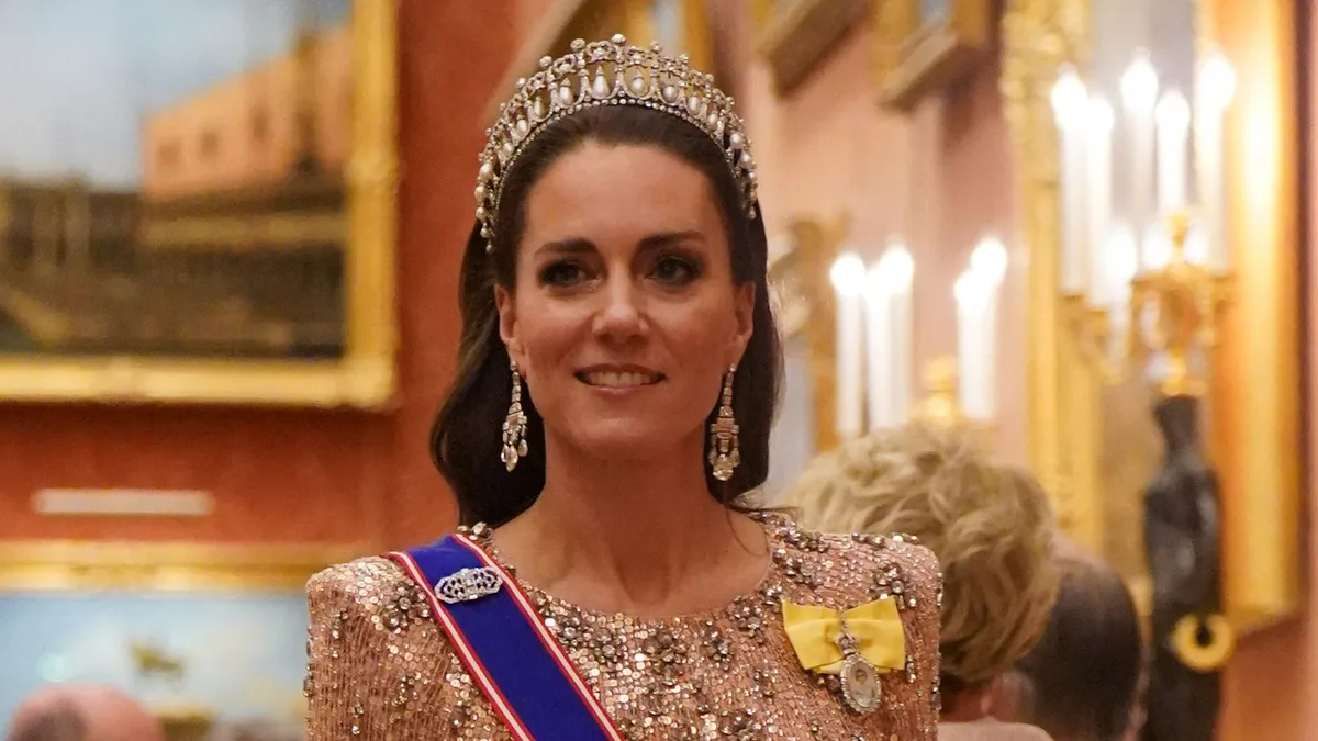 Kate Middleton, ante la visita de Estado del sultán de Omán: las espectaculares tiaras de diamantes con las que podría deslumbrar