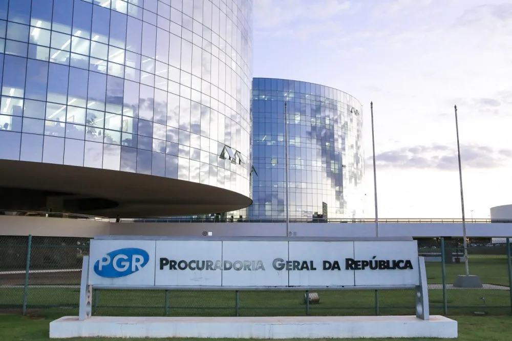 PGR defende soltura de ex-presidente do INSS e mais dois investigados