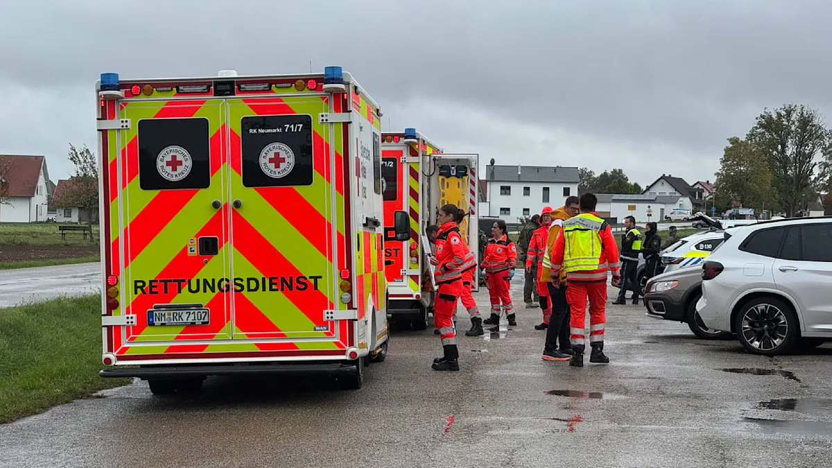 Nach Schießerei in Berngau - Menschen dürfen ihre Häuser nicht verlassen