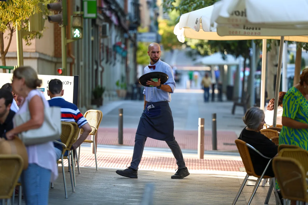 España desde el año 2000: cambiar todo para no movernos