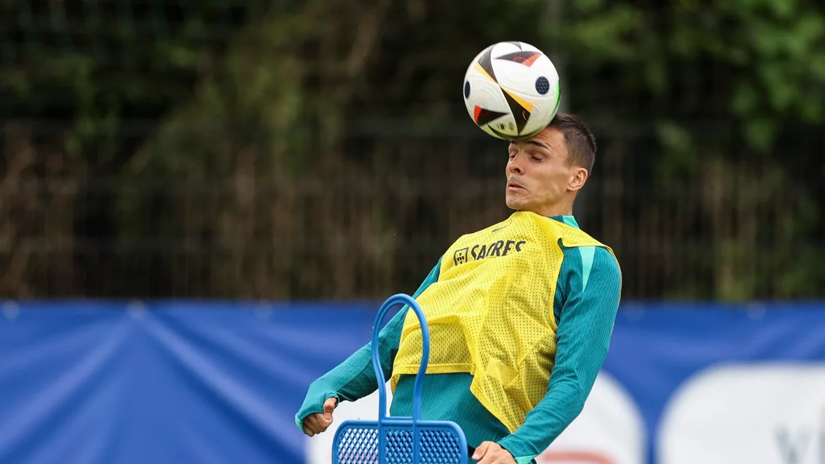 Benfica paga até 19 milhões pelo passe do internacional português João Palhinha