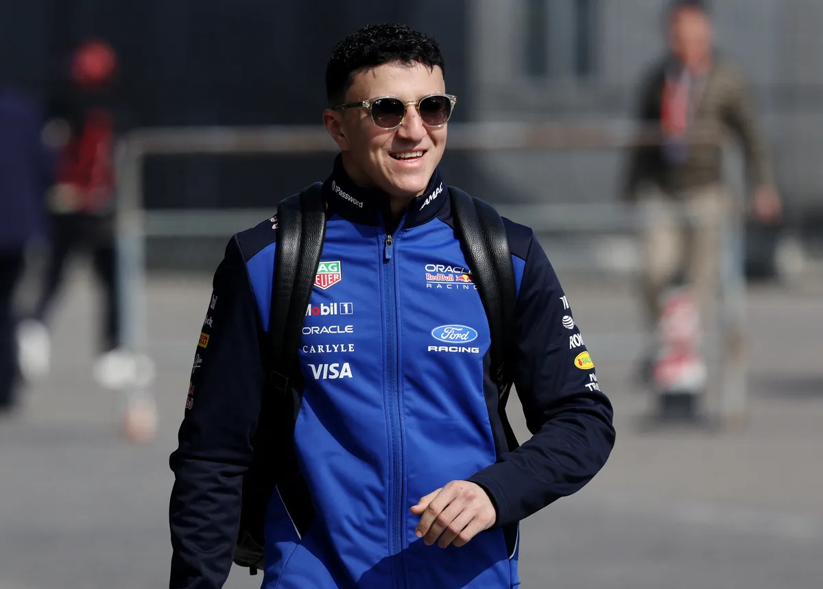 Hadjar volta de lesão e vai disputar o GP do Azerbaijão pela Red Bull