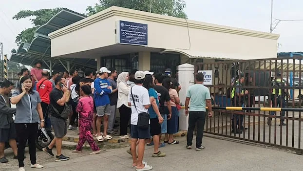 Gunman and student killed in Philippine school shooting