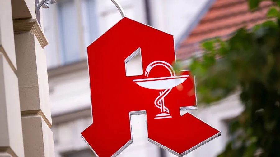 Übersicht per App: Apotheke statt Arztpraxis? Was geht da alles?