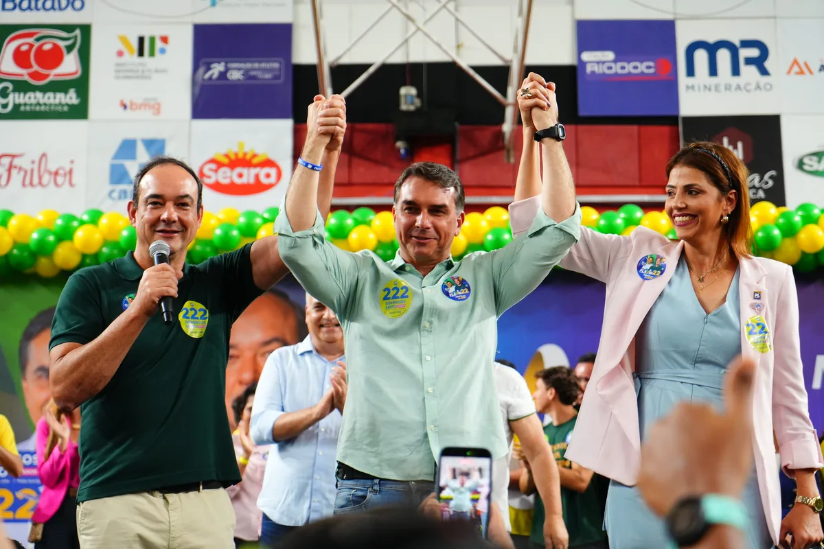 Crusoé: O aceno de Flávio a Cleitinho