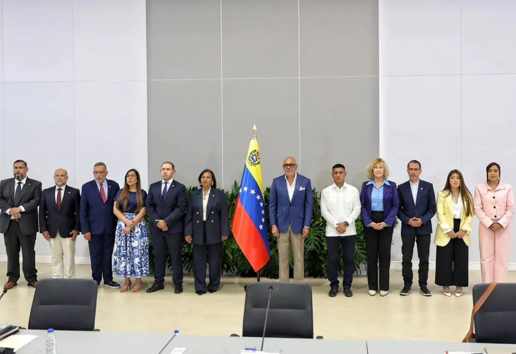 La opacidad vuelve a marcar la línea del diálogo y de las excarcelaciones de presos políticos