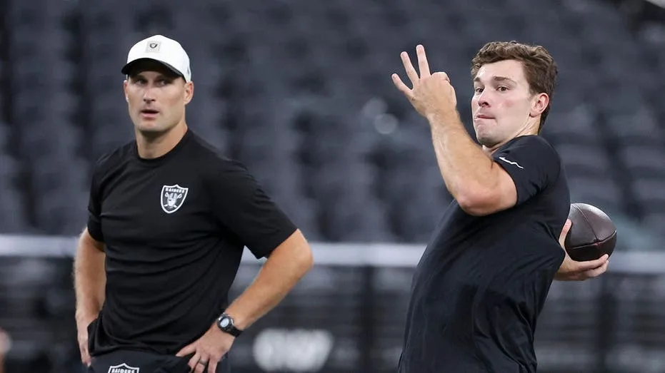 How Kirk Cousins and Fernando Mendoza are building 'great' relationship through Raiders work, faith and more