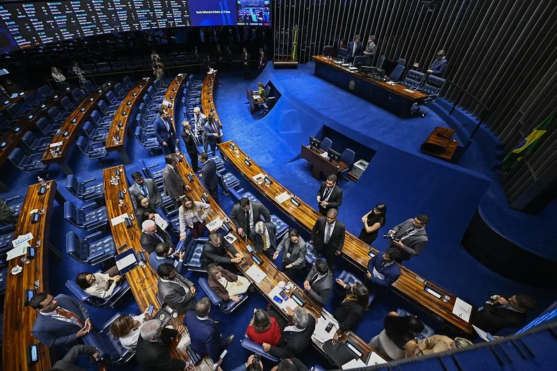 Procuradores da Fazenda Nacional comemoram projeto que busca reduzir conflitos tributários