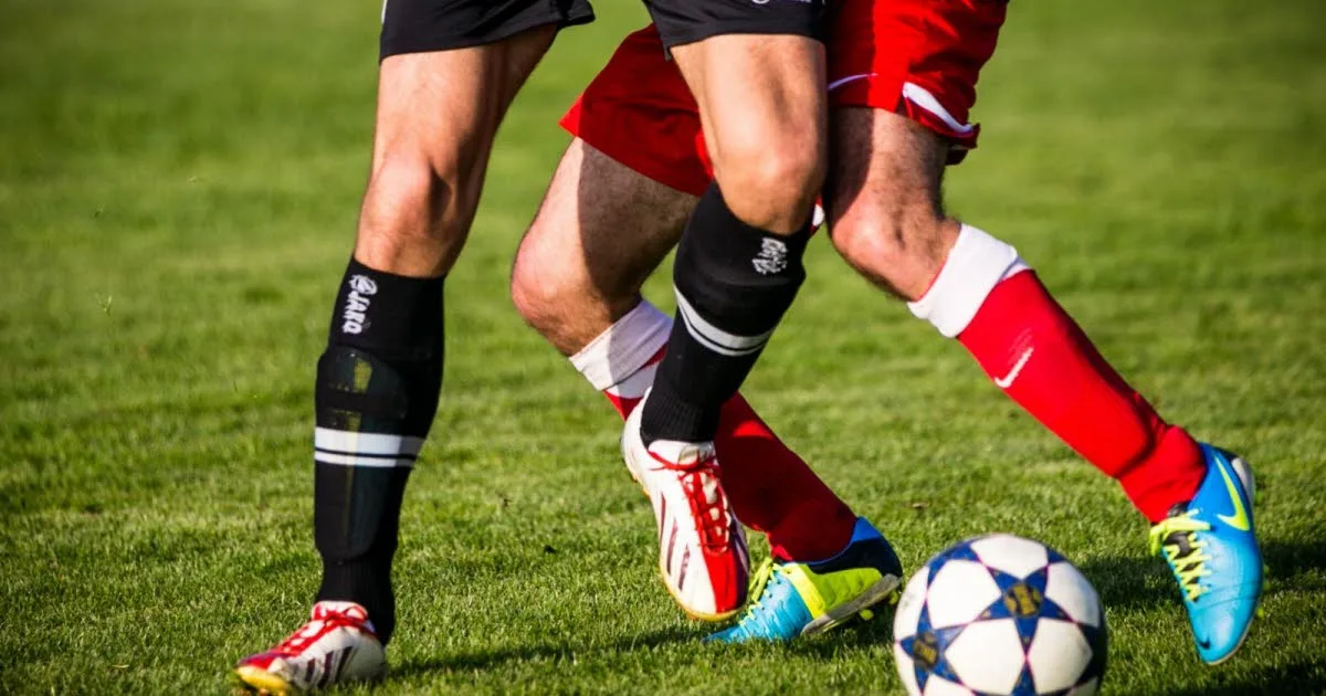 Italie. Licencié pour avoir joué au foot en arrêt maladie : son employeur condamné à lui verser 72 000 €