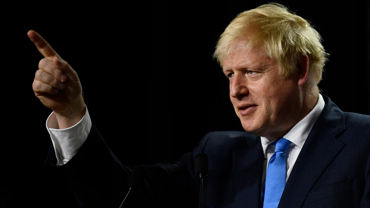 Boris Johnson escapa a ataque de drone russo a comboio