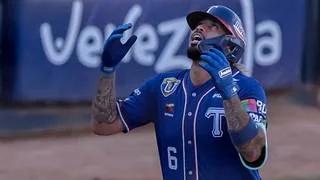 LVBP: Gabriel Arias prepara su regreso con Tiburones de La Guaira: "Nos vemos pronto"