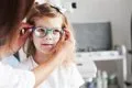Expertos piden en el Congreso cribados de salud visual infantil y el apoyo de los profesores para una detección precoz